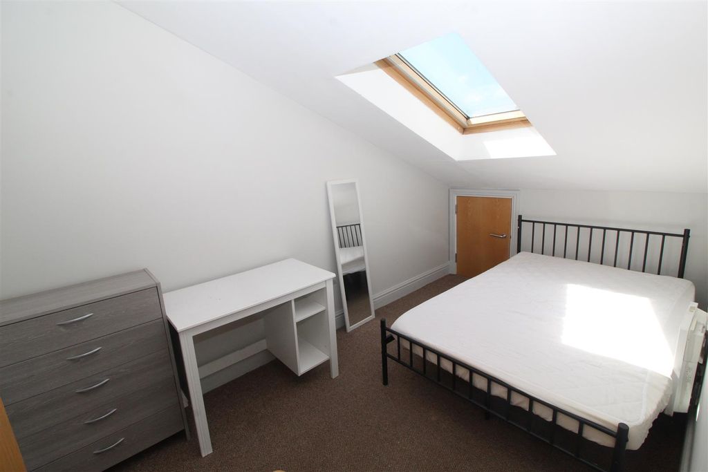 Property photo 2 of 10 Img_8979.Jpg