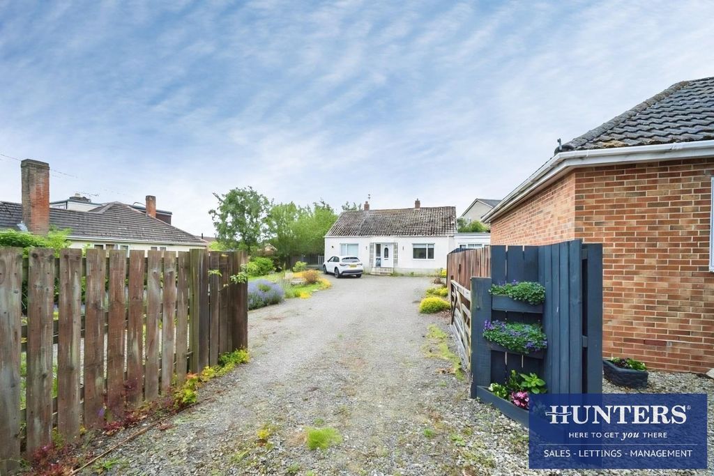 Property photo 1 of 34 External