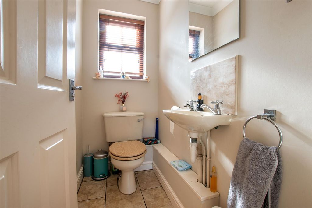 Property photo 3 of 20 Dsc_4470-Hdr.Jpg