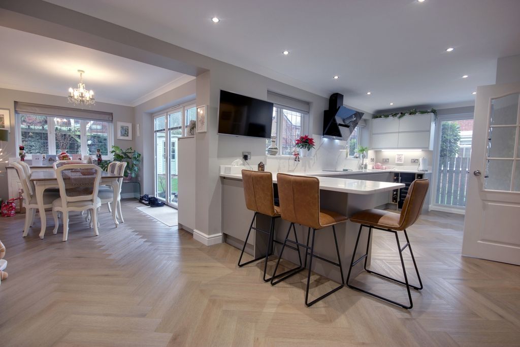 Property photo 2 of 26 1 Liv Kit Din A