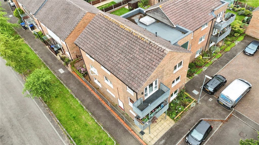 Property photo 3 of 15 Picture No. 21