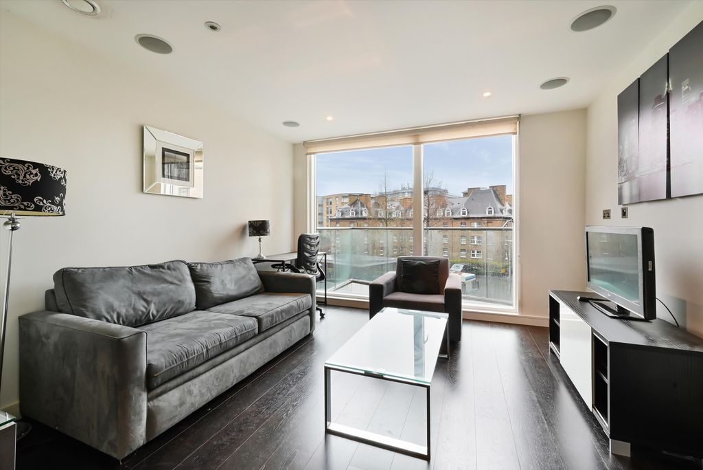 Property photo 2 of 11 Image