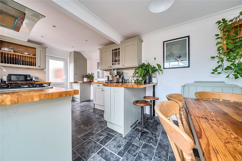 Property photo 3 of 18 Picture No. 06