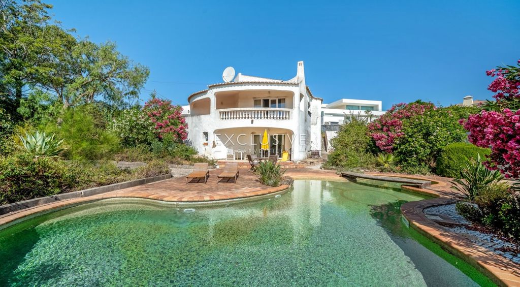 Property photo 1 of 30