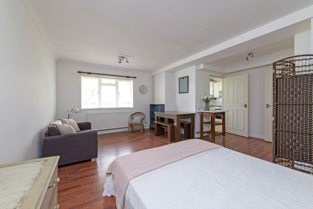 Property photo 3 of 7 Picture No. 21