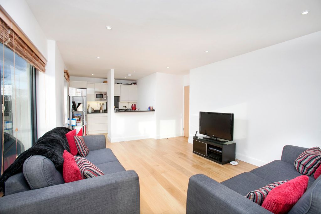 Property photo 2 of 7