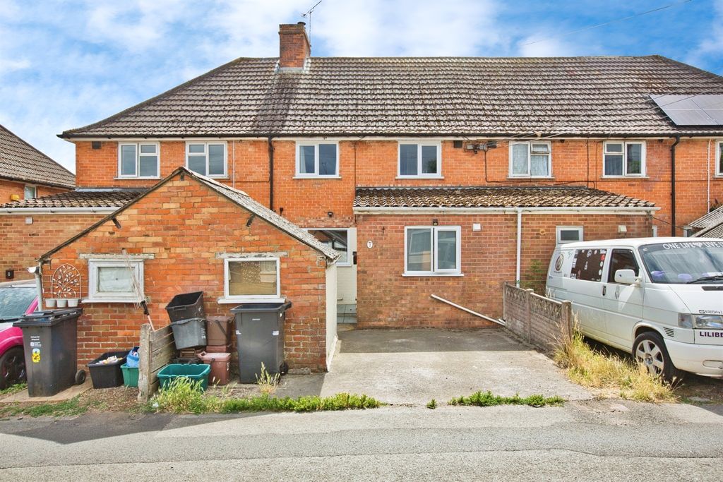 Property photo 1 of 17