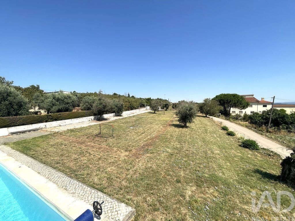 Property photo 3 of 40