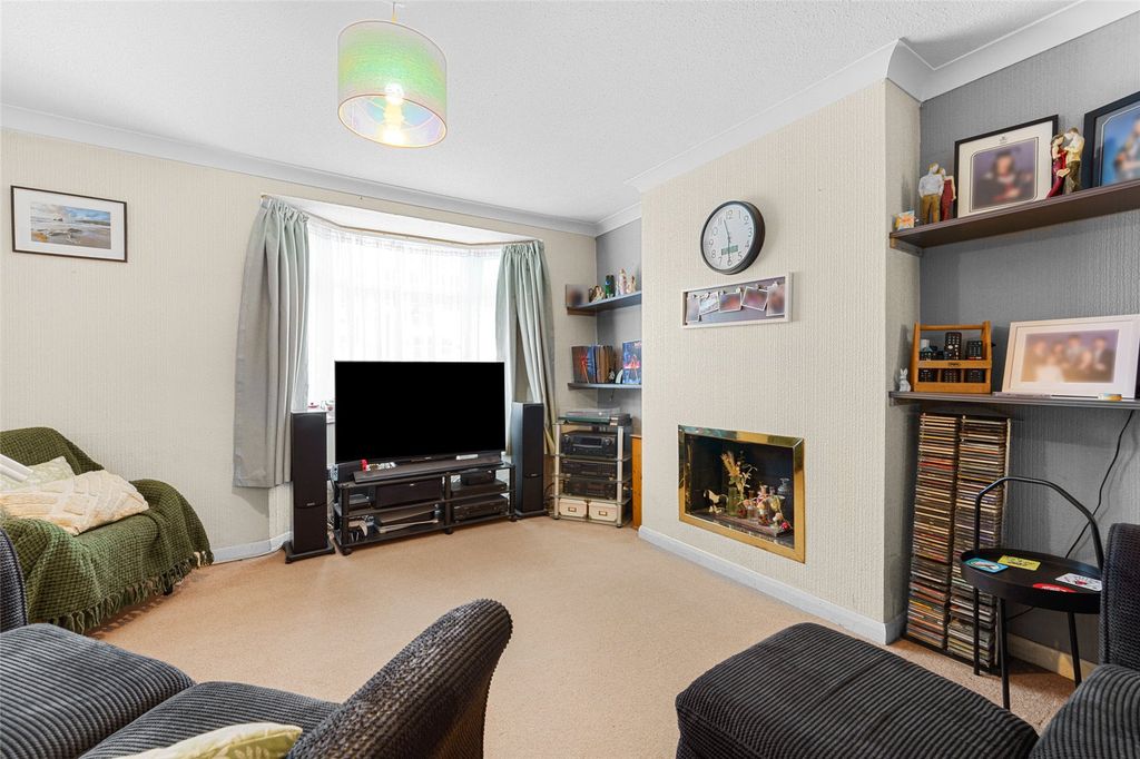 Property photo 3 of 24 Picture No. 11