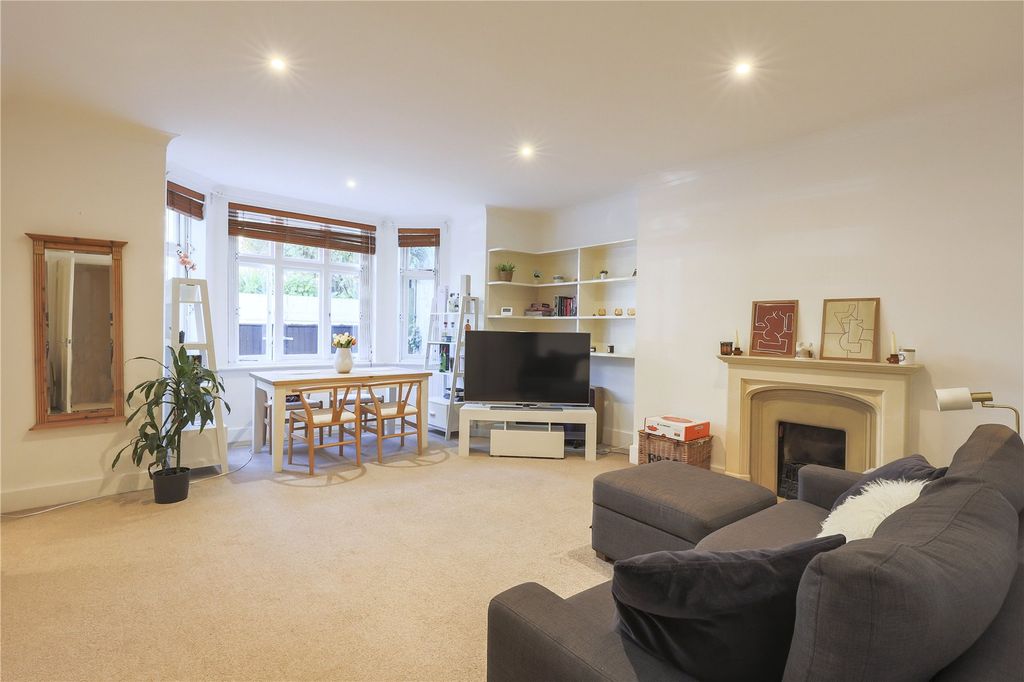 Property photo 1 of 13 Picture No. 02