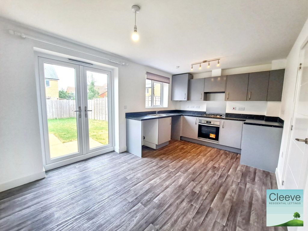 Property photo 2 of 12 1000167609
