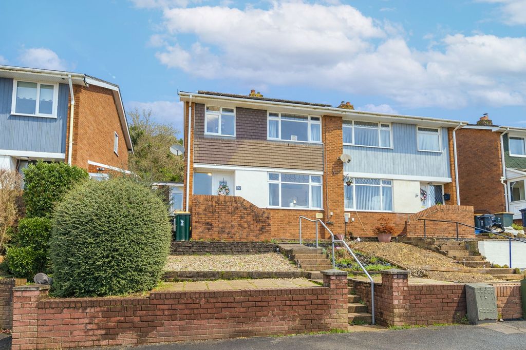 Property photo 1 of 25