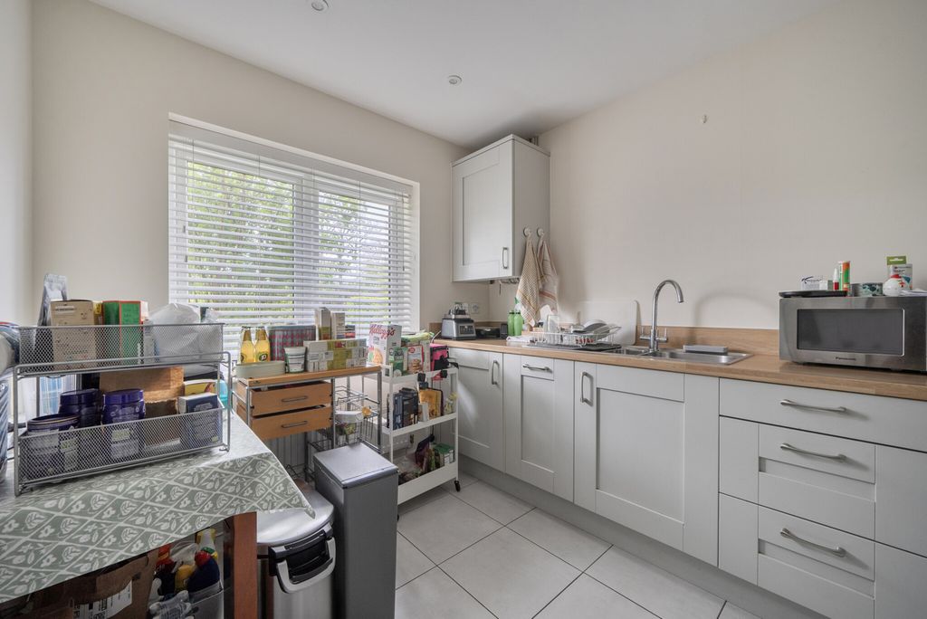 Property photo 3 of 21 1433674-12-69c694...