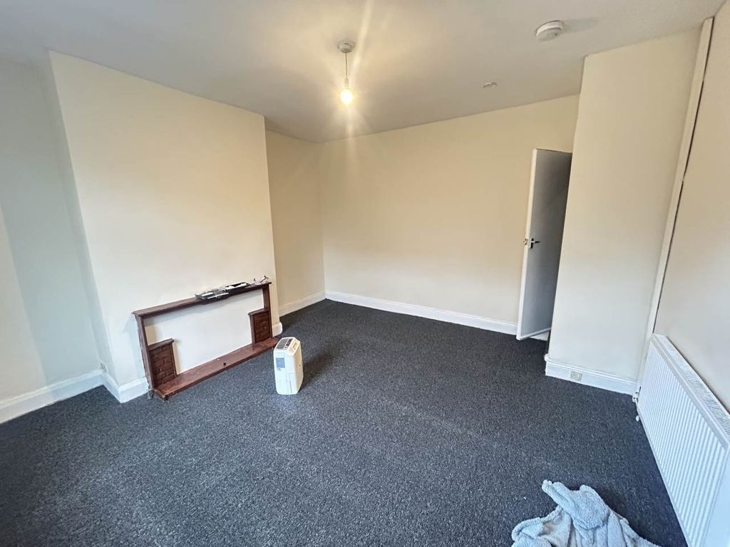 Property photo 2 of 15 Img_1473
