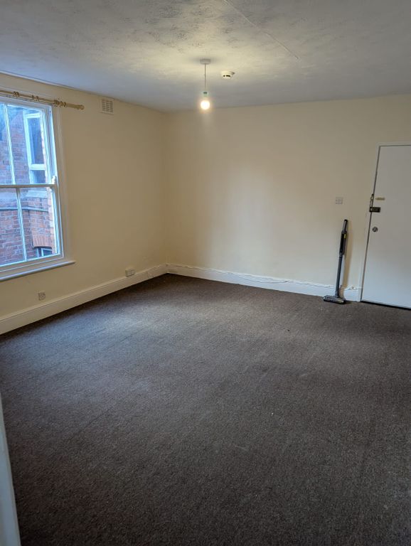 Property photo 3 of 4