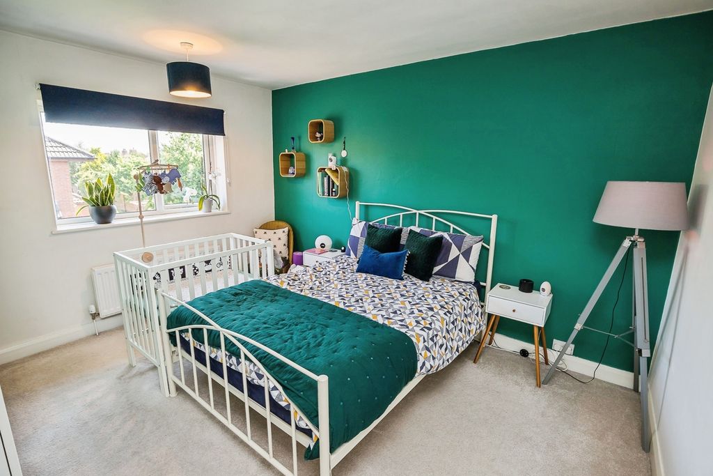 Property photo 3 of 17 Photo
