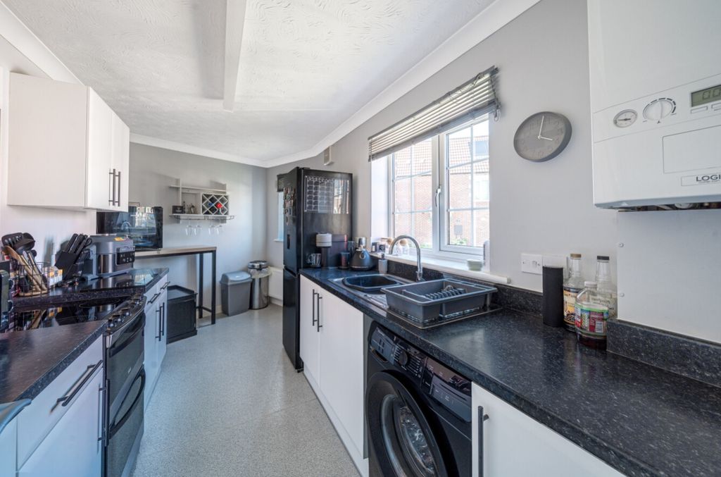 Property photo 3 of 21 1271756 (5)