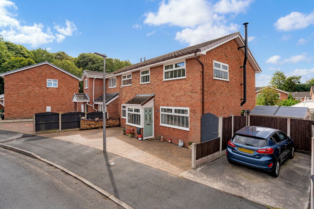 Property photo 1 of 36