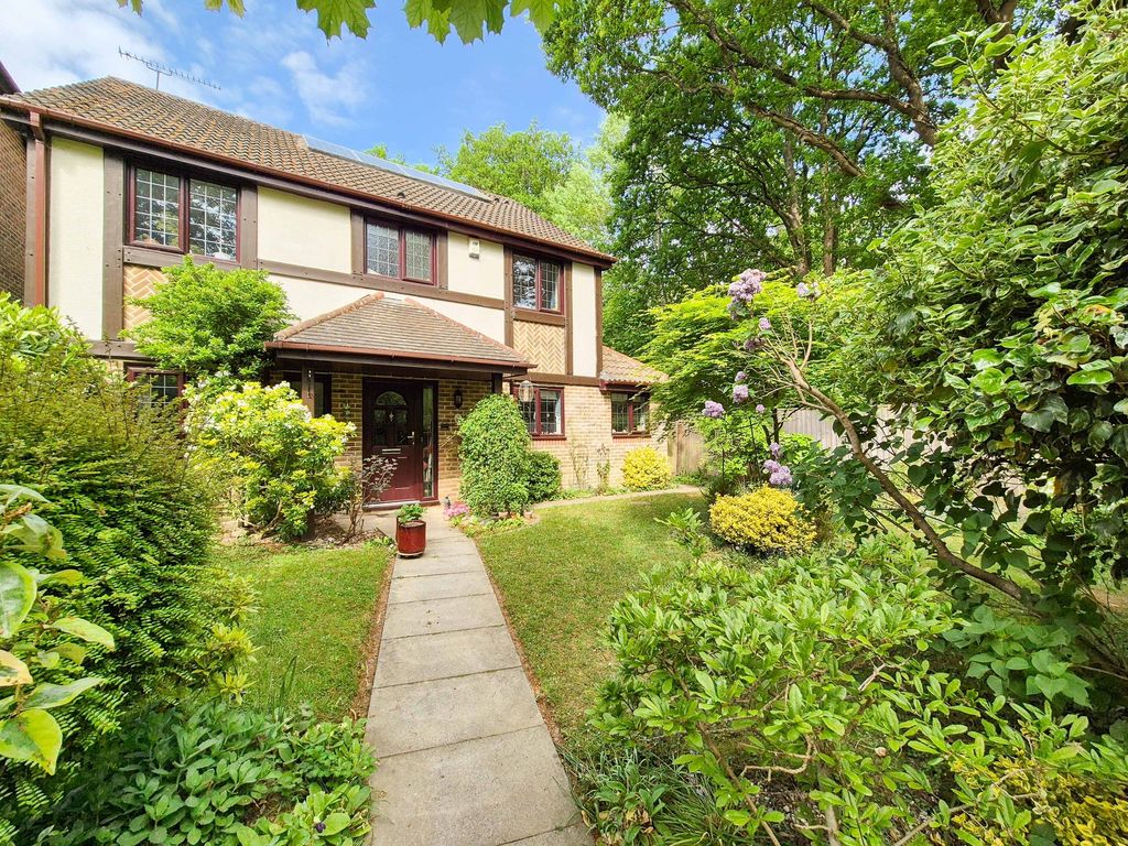 Property photo 1 of 25