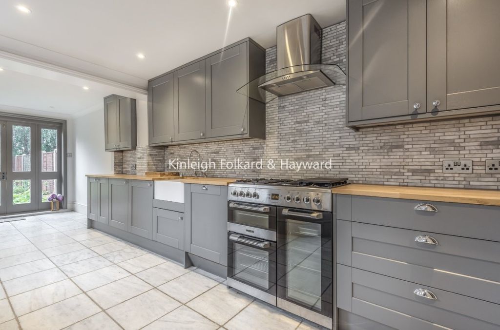 Property photo 2 of 12 Picture No. 01