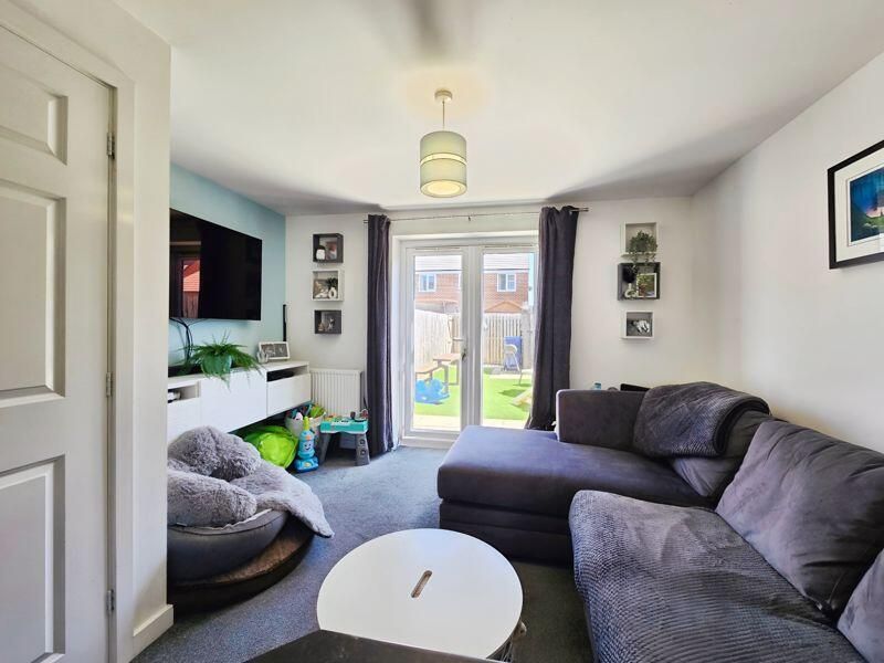 Property photo 2 of 8 Photo 2