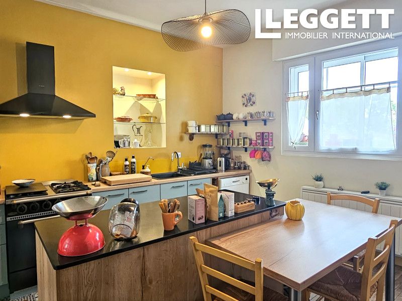 Property photo 3 of 10