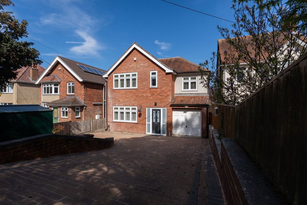 Property photo 1 of 21