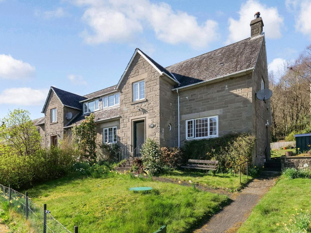 Property photo 1 of 38 Picture No. 29