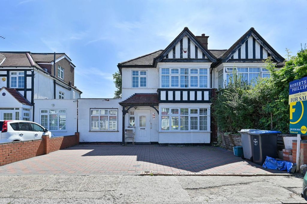 Property photo 1 of 19