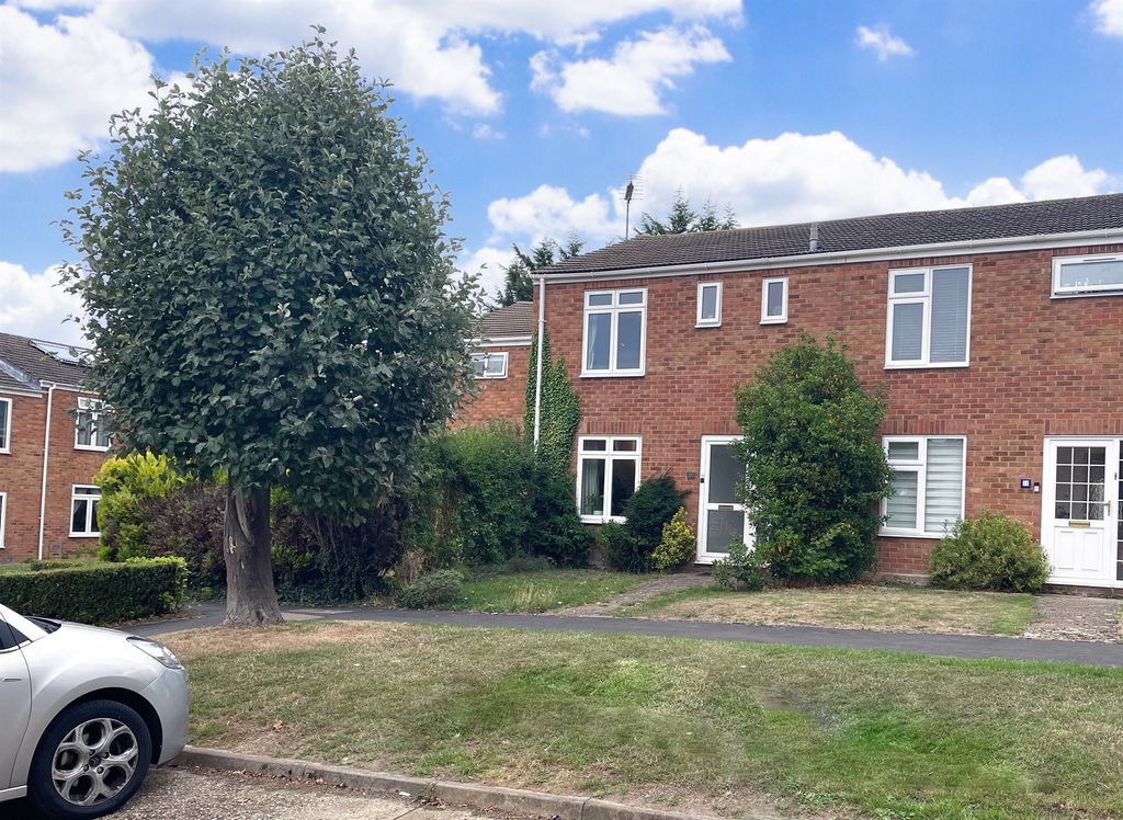 Property photo 1 of 16