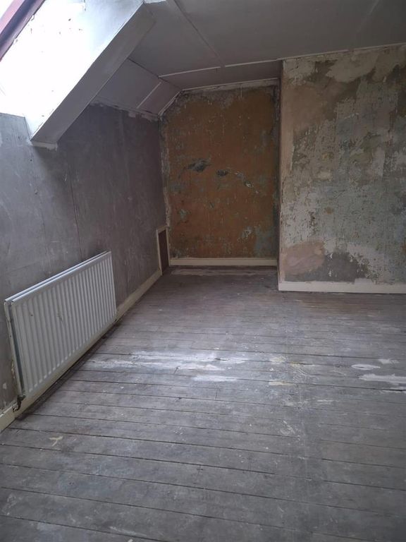 Additional image 4 of 5 bed flat for saleMiddle Street, Consett DH8