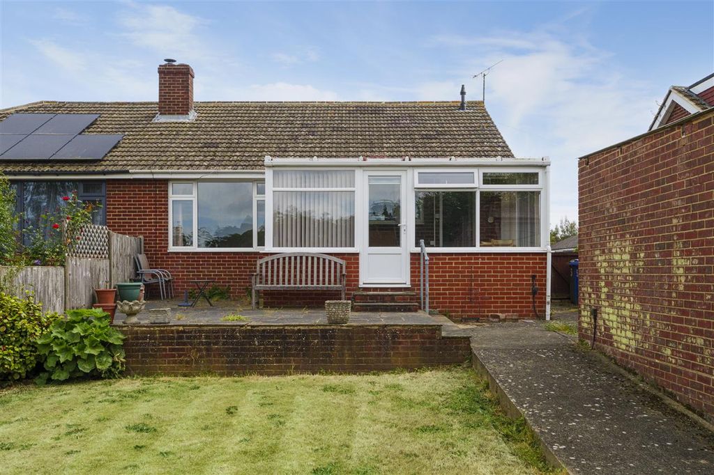Property photo 2 of 18