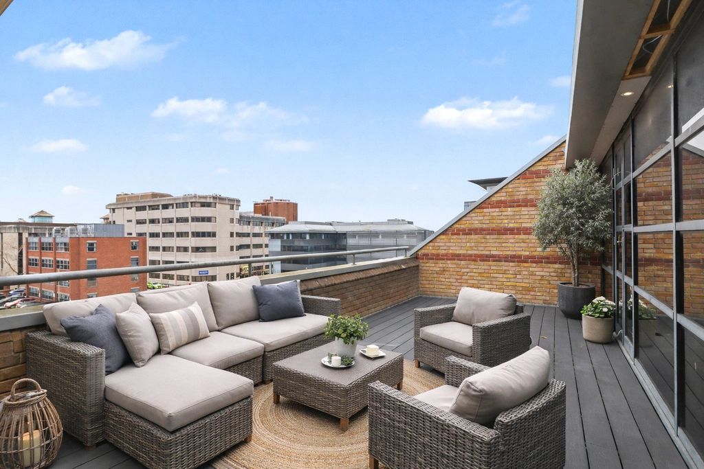 Property photo 1 of 13 Picture No. 10