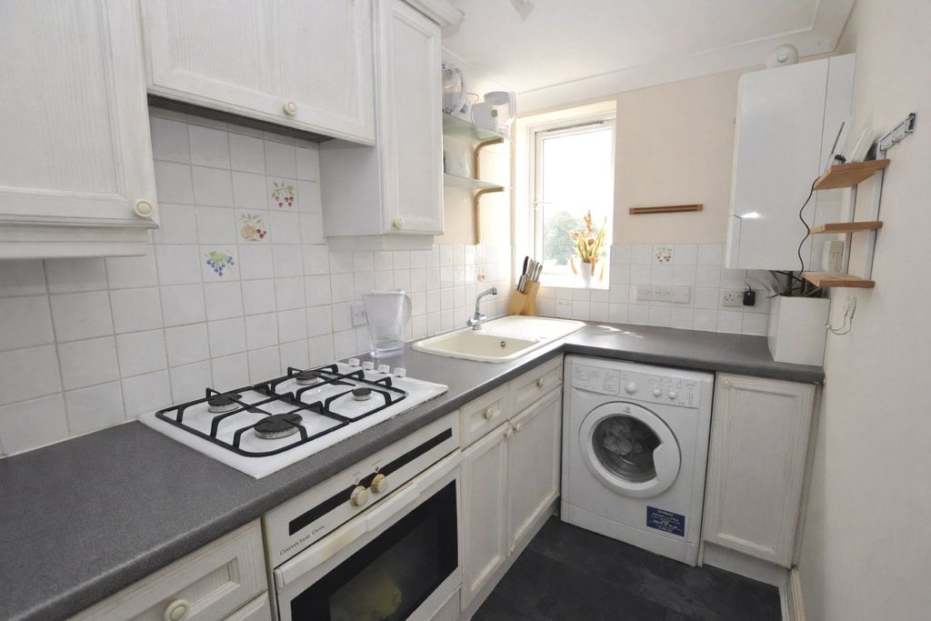 Property photo 3 of 7 Picture No. 17