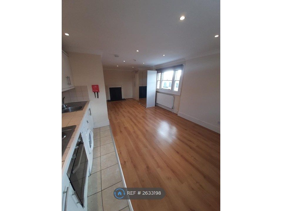 Property photo 1 of 28