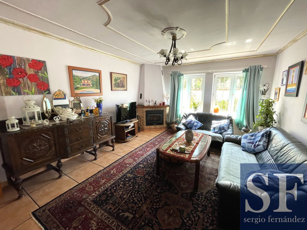 Property photo 3 of 20