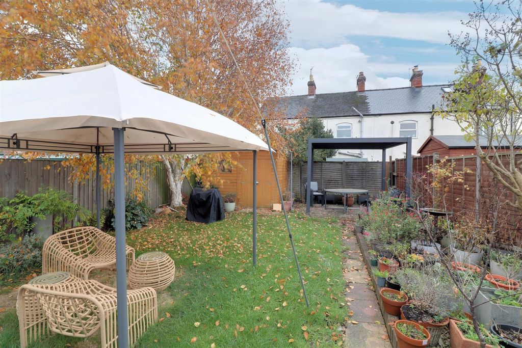 Property photo 3 of 14