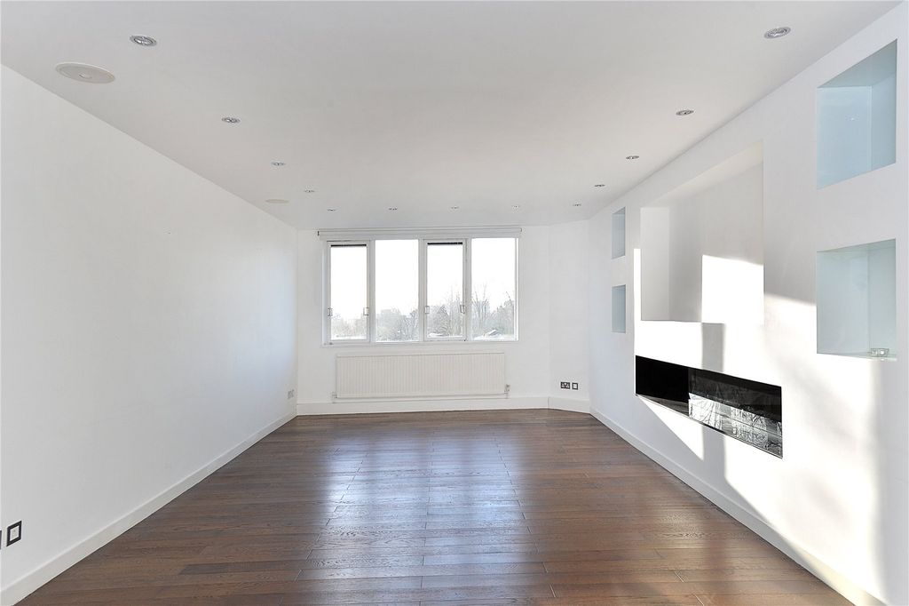 Property photo 3 of 13 Picture No. 09