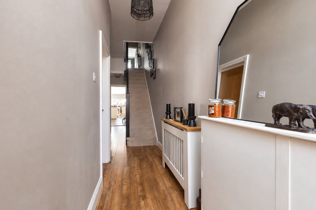 Property photo 1 of 21 2