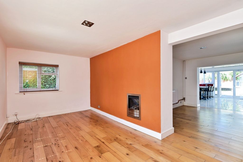 Property photo 3 of 19 Pbox-Img.Jpg