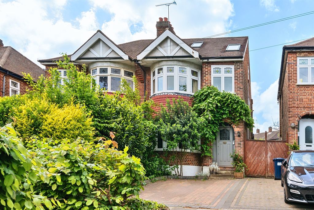 Property photo 1 of 12