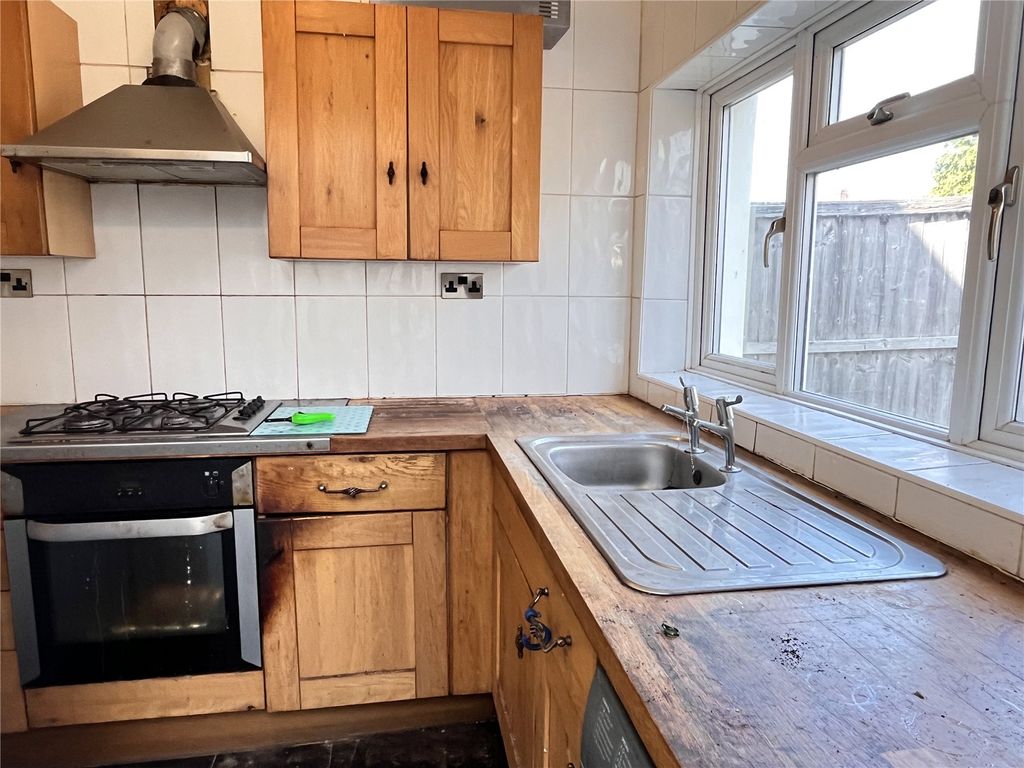 Property photo 2 of 13 Picture No. 08