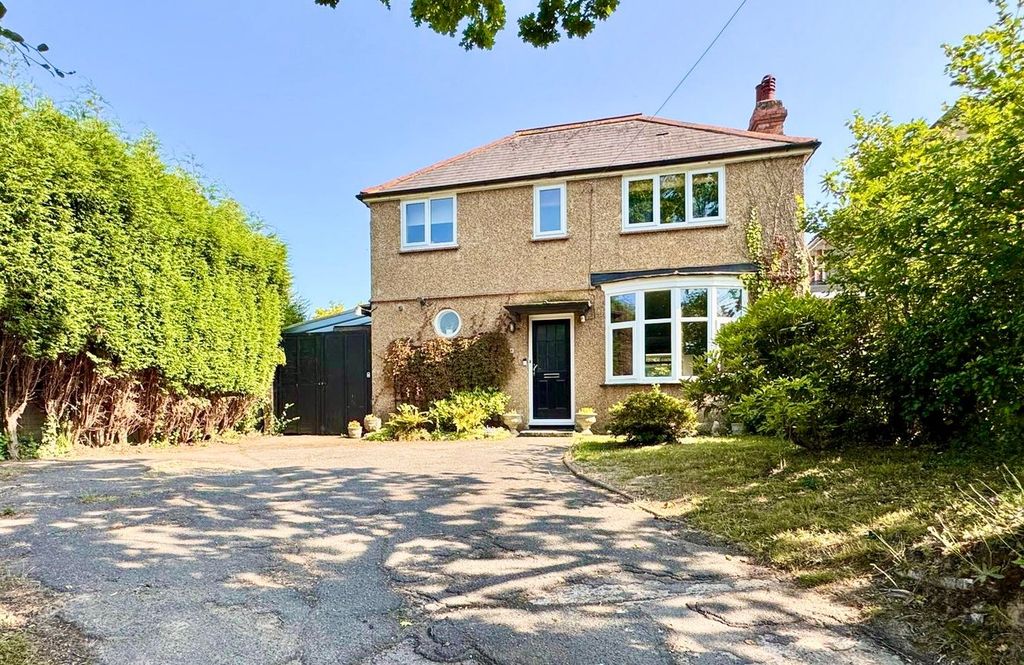 Property photo 1 of 27