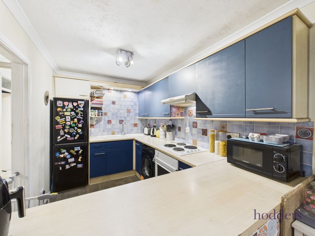 Property photo 3 of 15 Picture No. 16