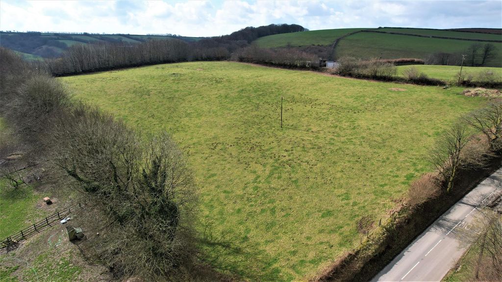 Property photo 1 of 8 12.Jpg