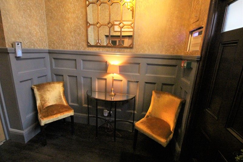 Property photo 2 of 9 Communal Entrance.