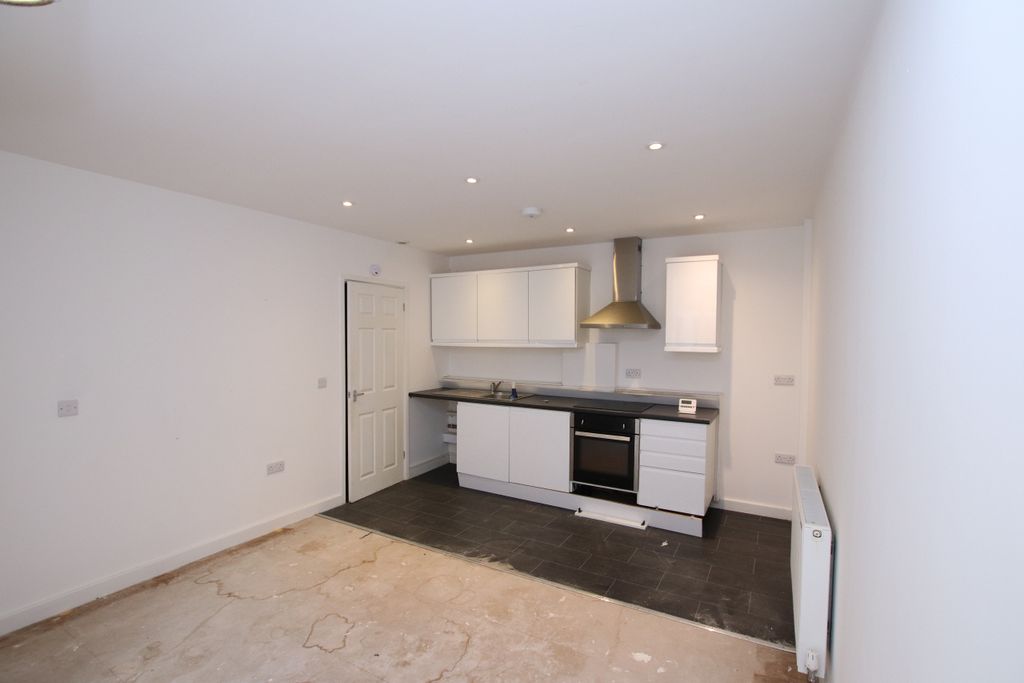 Property photo 2 of 12 Img_8908.Jpg