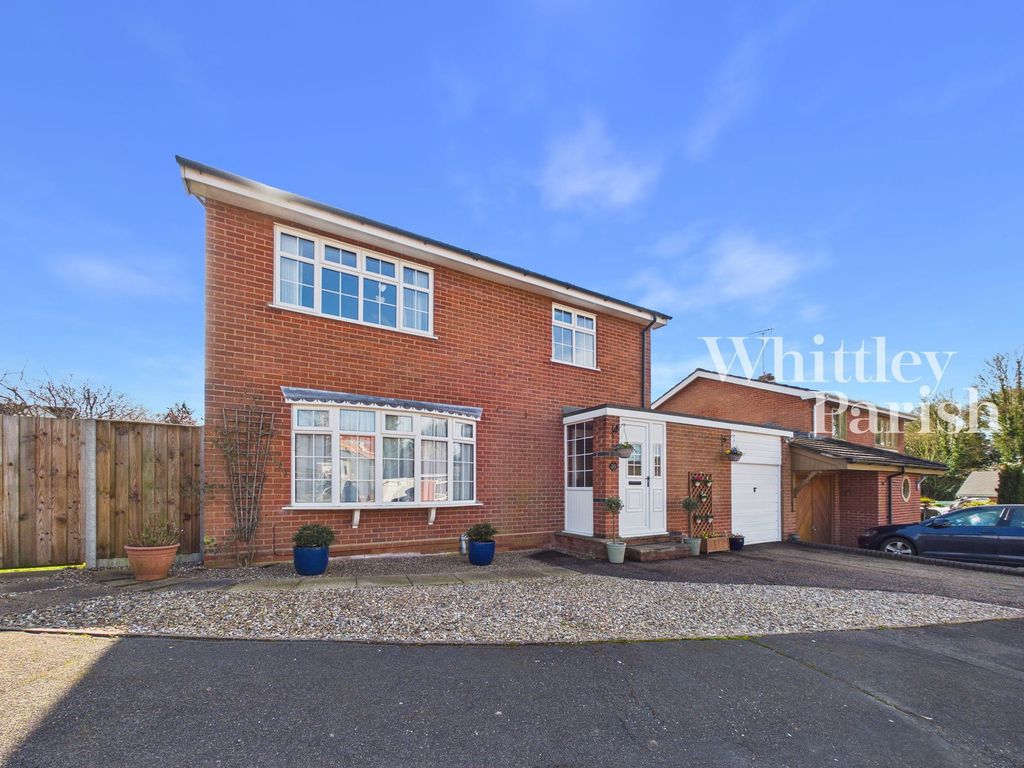 Property photo 2 of 17