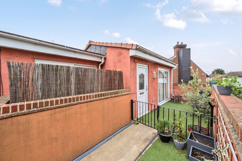 Property photo 1 of 10 Photo 2