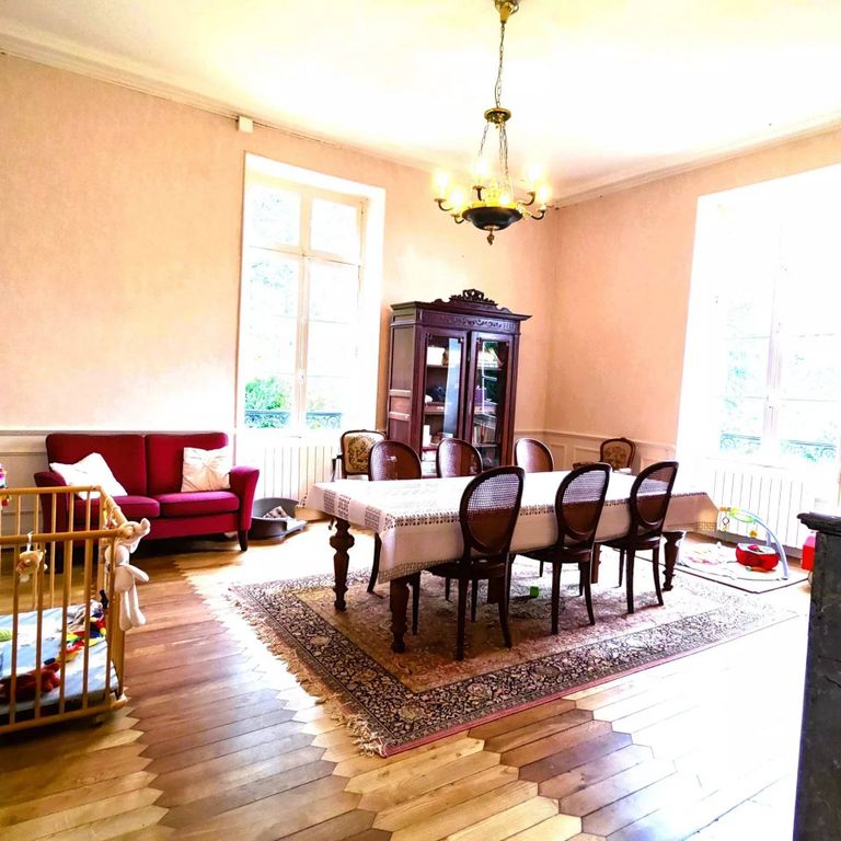 Property photo 2 of 6